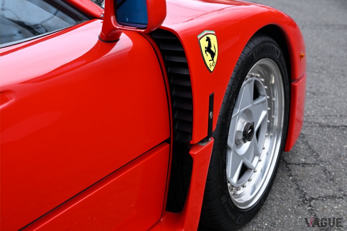 フェラーリ「F40ライトウェイト」