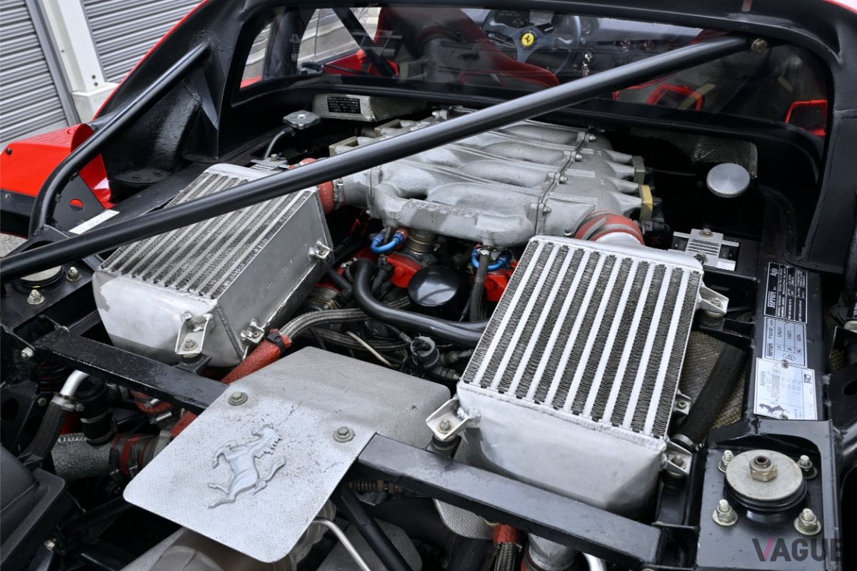 2.9リッターのV型8気筒ツインターボエンジンは、最高出力478馬力、最高速度は320km／hオーバー
