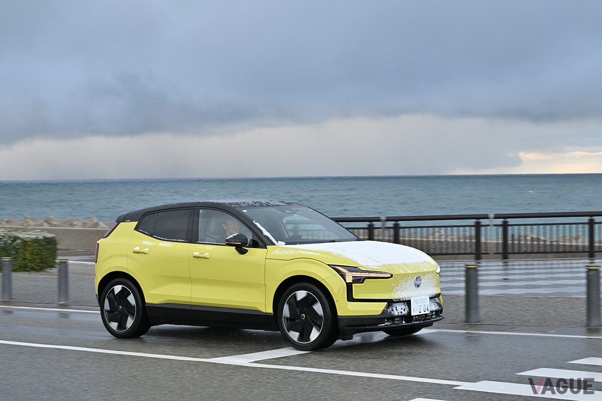 ボルボのコンパクトSUV「EX30」