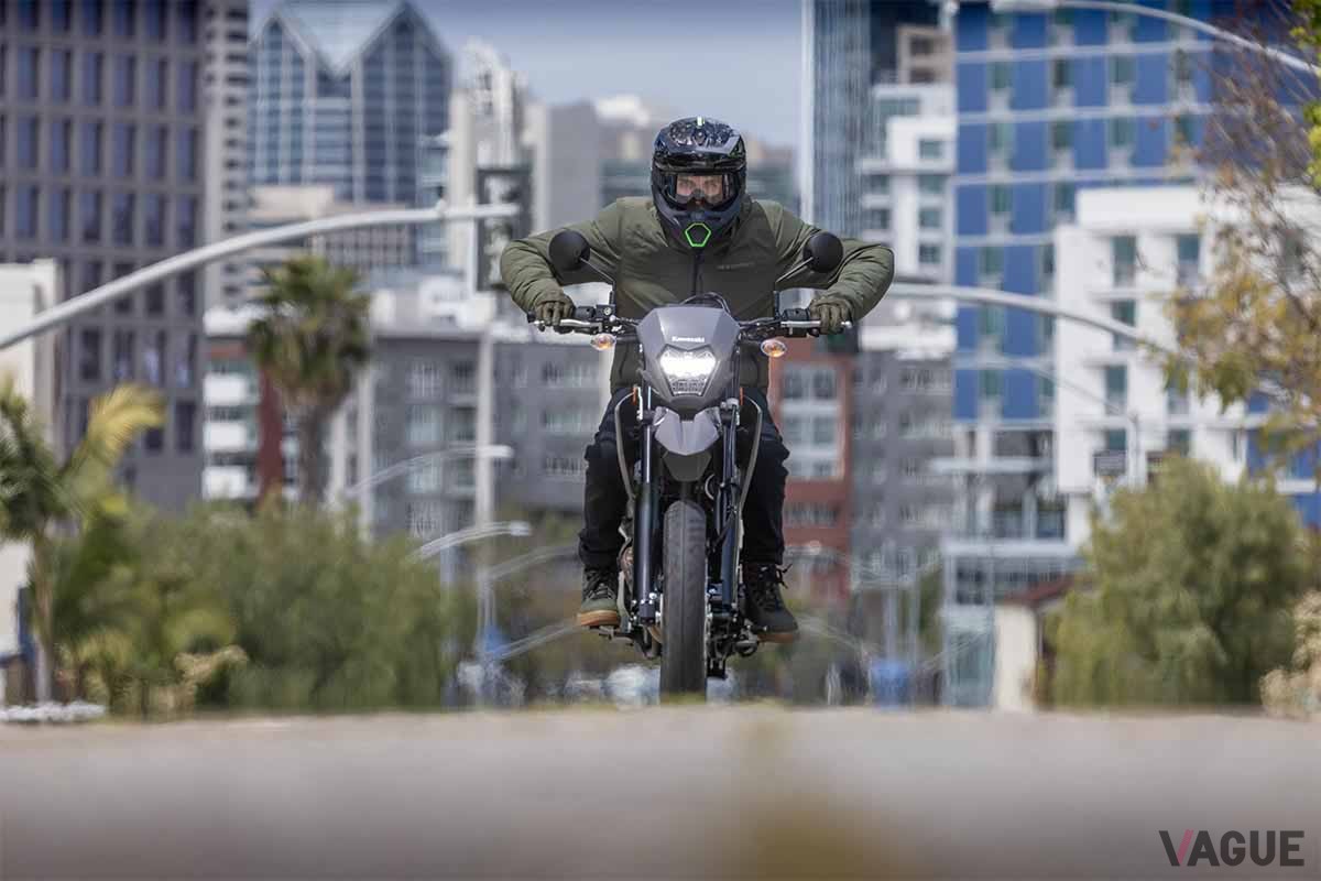 カワサキ「KLX230SM」