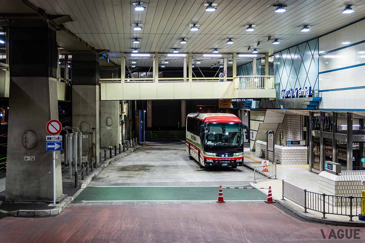 羽田空港駐車場が満車の場合、東京・箱崎の「T-CAT（東京シティエアターミナル）駐車場」を利用しリムジンバスで羽田空港に向かうという手もある
