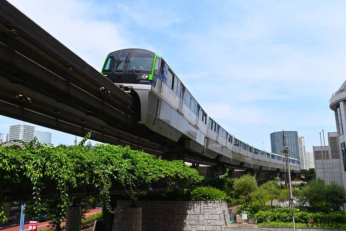 羽田空港駐車場が満車の場合、「天王洲アイル駅」付近にある大規模駐車場に駐車し東京モノレールで羽田空港に向かうという手段もある
