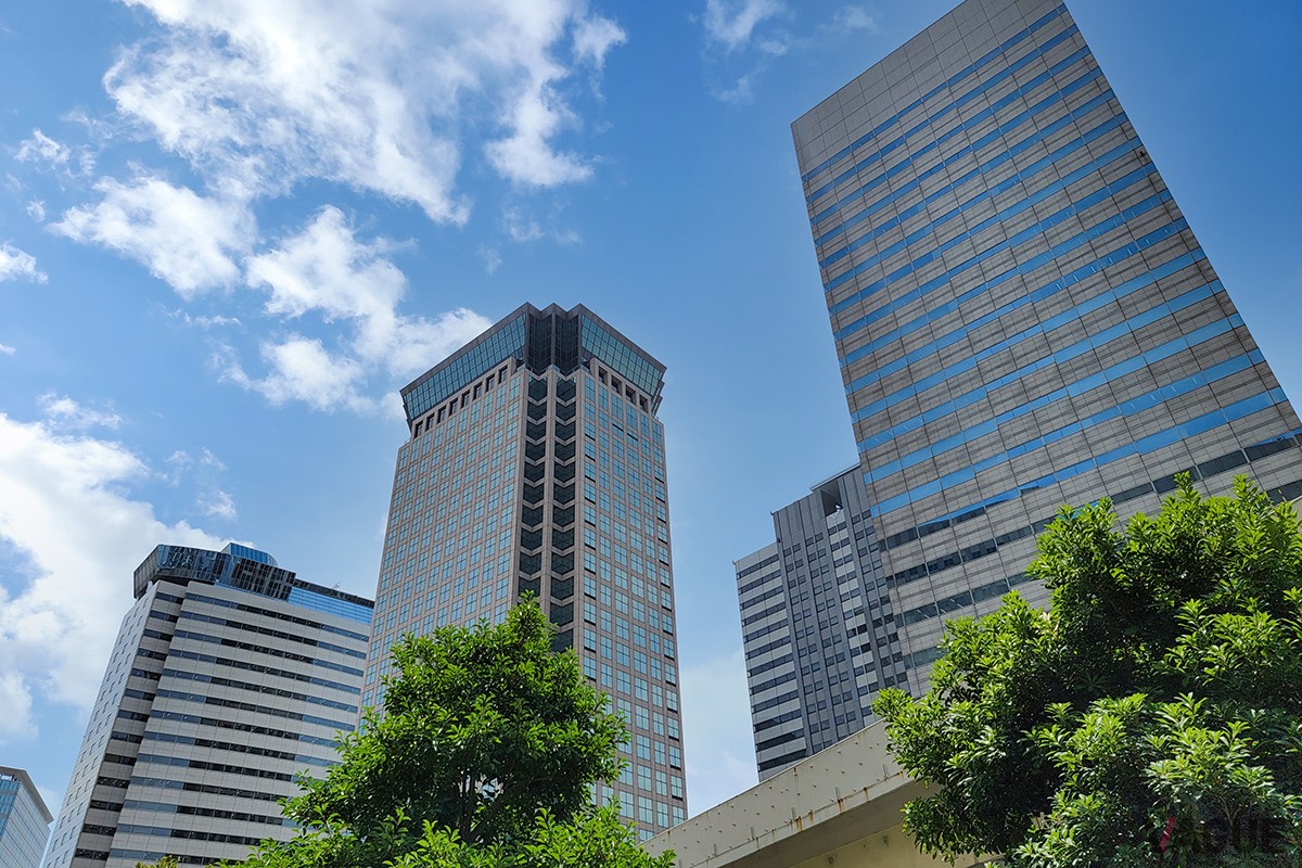 羽田空港駐車場が満車の場合、「天王洲アイル駅」付近にある大規模駐車場に駐車し東京モノレールで羽田空港に向かうという手段もある