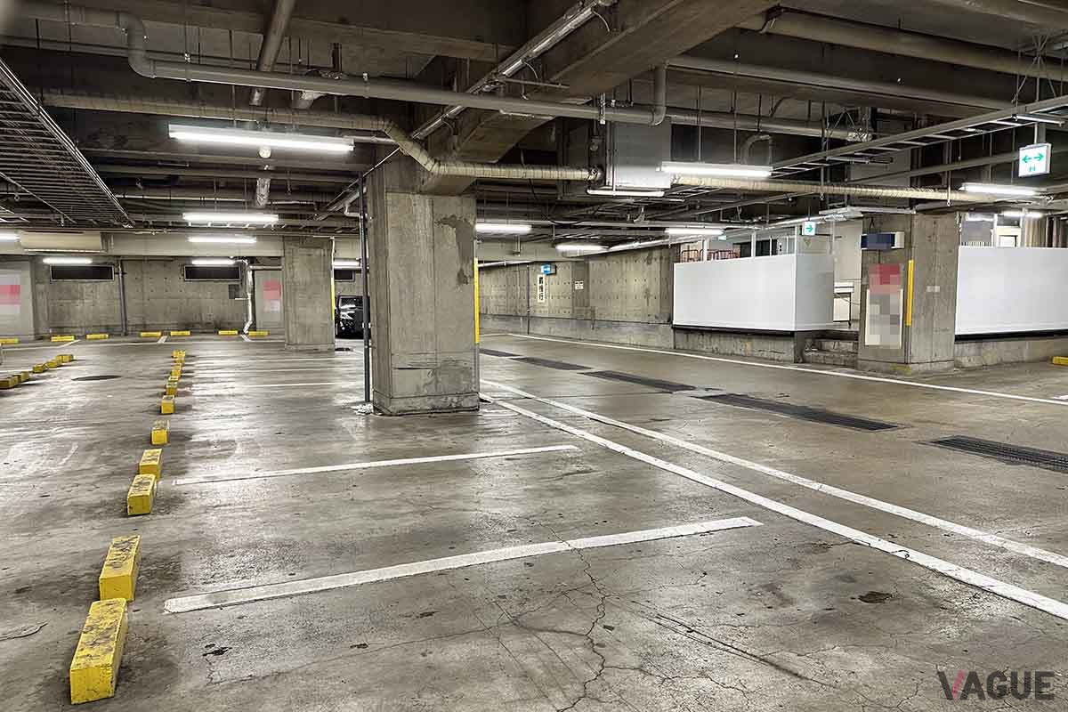 羽田空港駐車場が満車の場合、「天王洲アイル駅」付近にある大規模駐車場に駐車し東京モノレールで羽田空港に向かうという手段もある