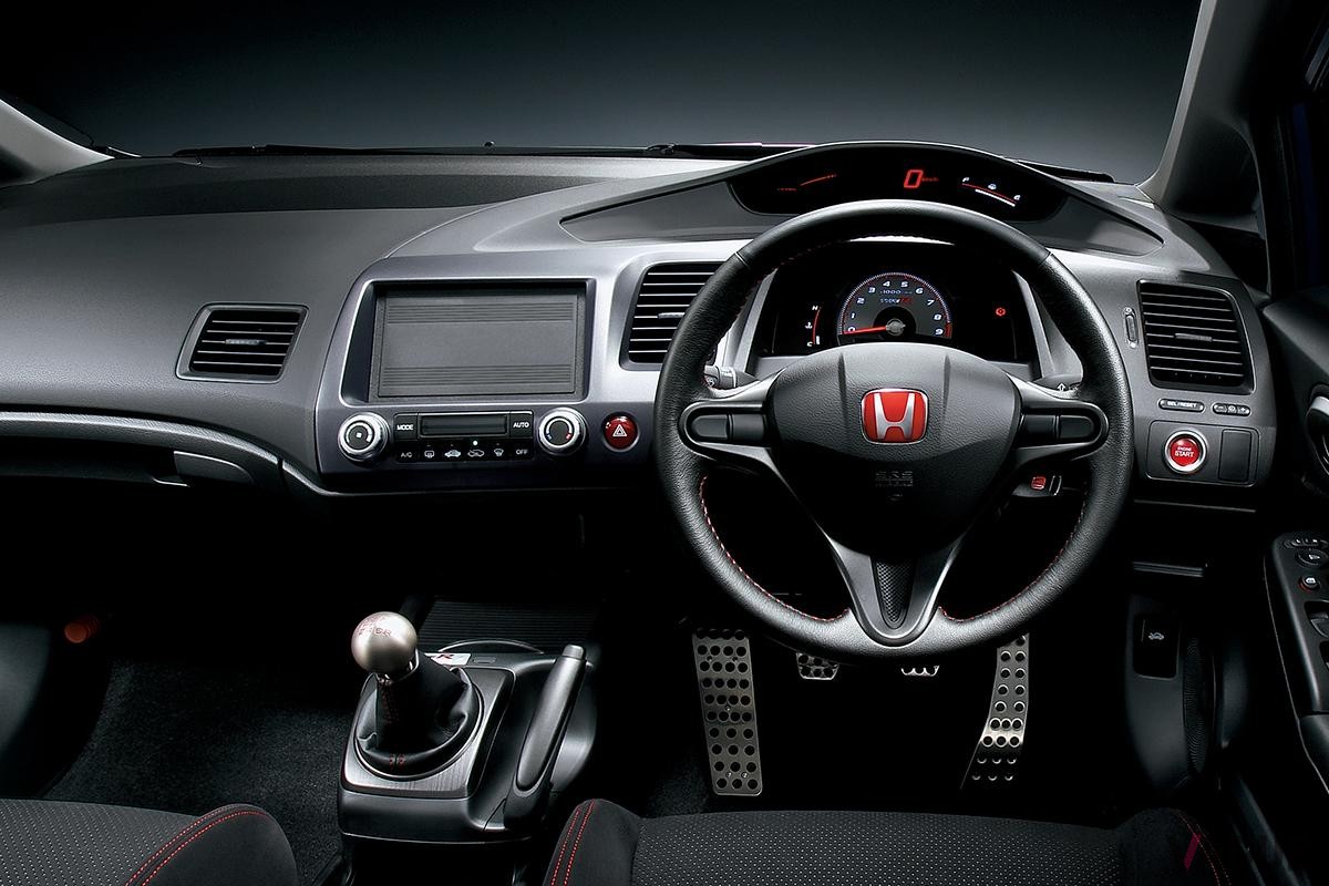 2007年3月28日に発表されたホンダFD2型「シビック タイプR」