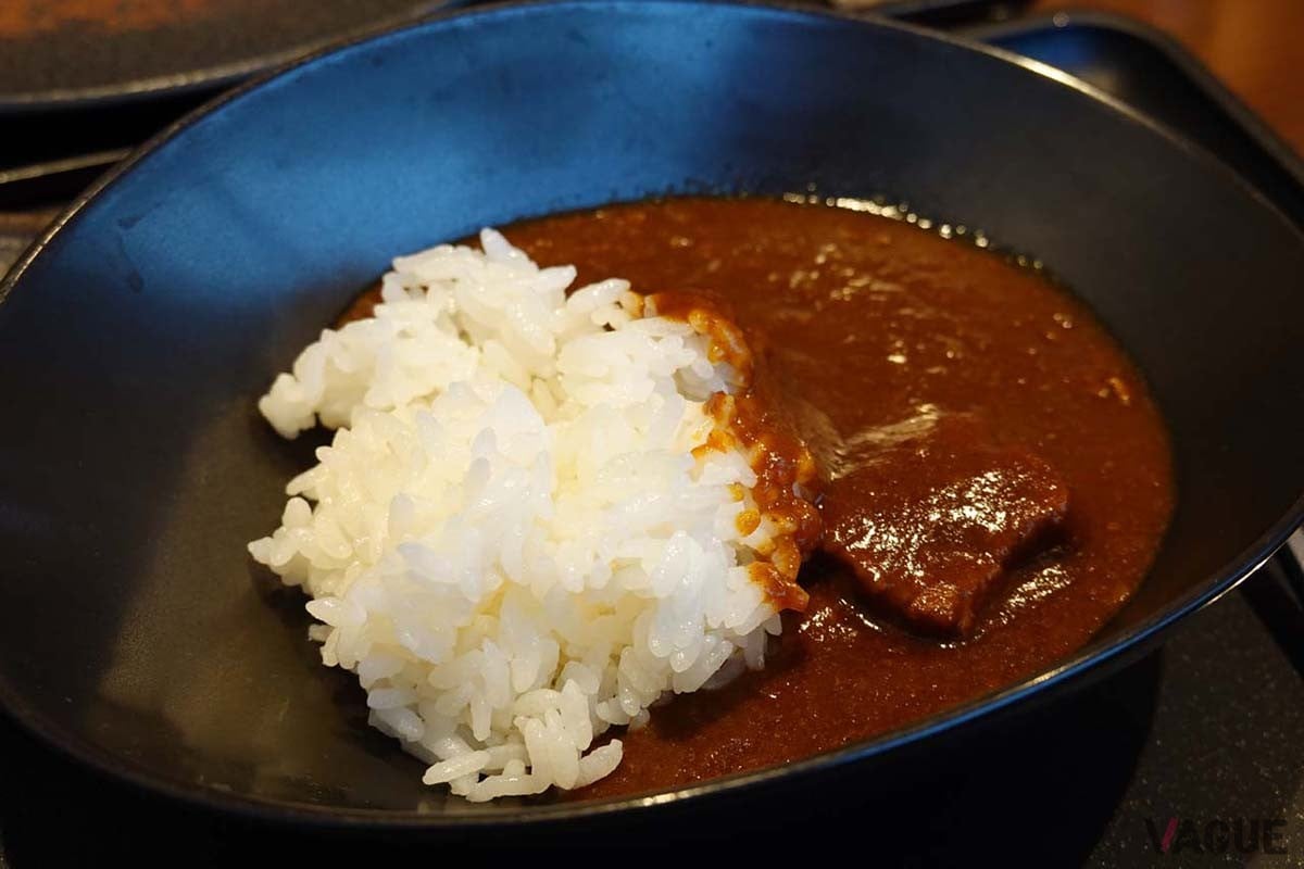 JALの国際線ラウンジで絶品と評されているビーフカレー。ほとんどの人が食べていく“名物”ともなっている