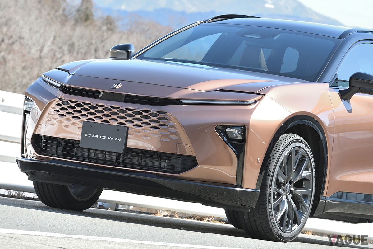 トヨタ新型「クラウン・エステート Z」（HEV）