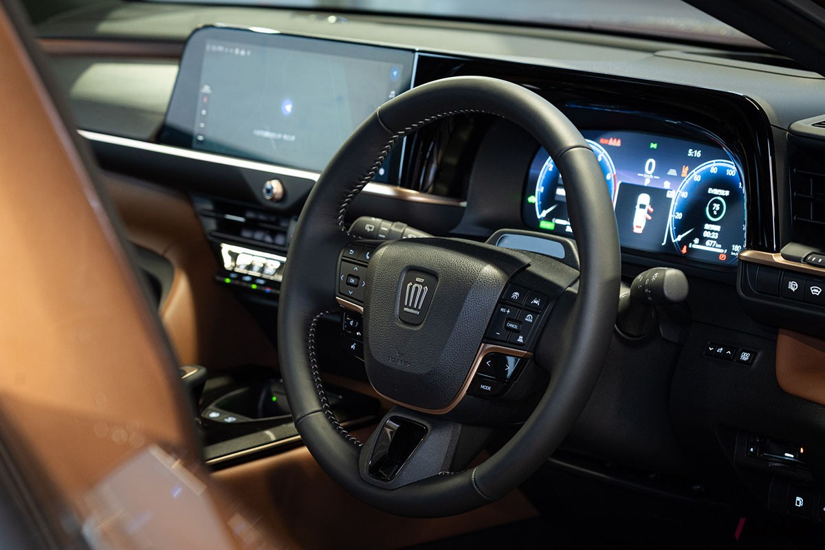 トヨタ新型「クラウン・エステート Z」（HEV）