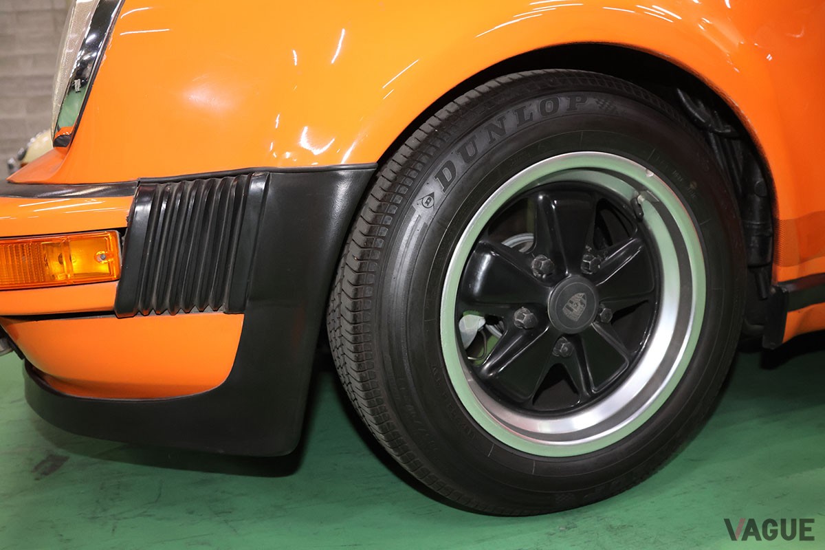 RENDEZ-VOUSがレストアした1975年式のポルシェ“930ターボ”