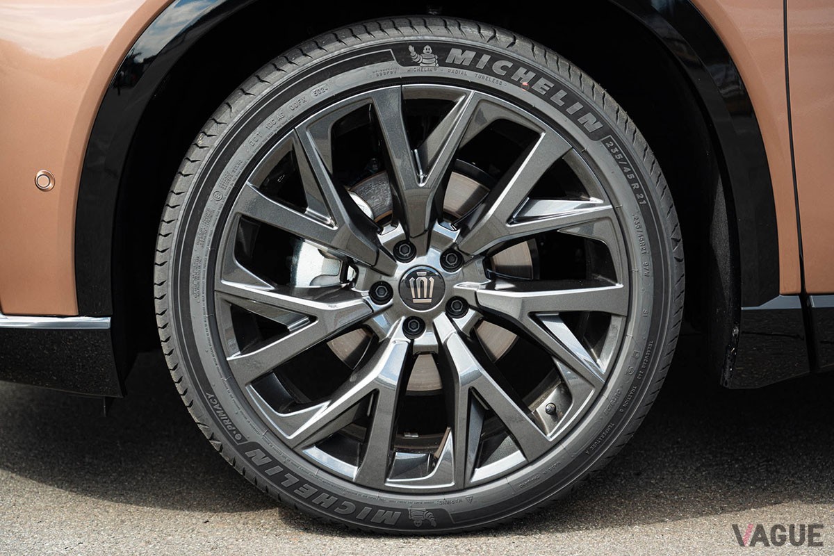 KINTOでは、新型クラウン（エステート）のハイブリッド車は月額7万7440円（税込）から用意