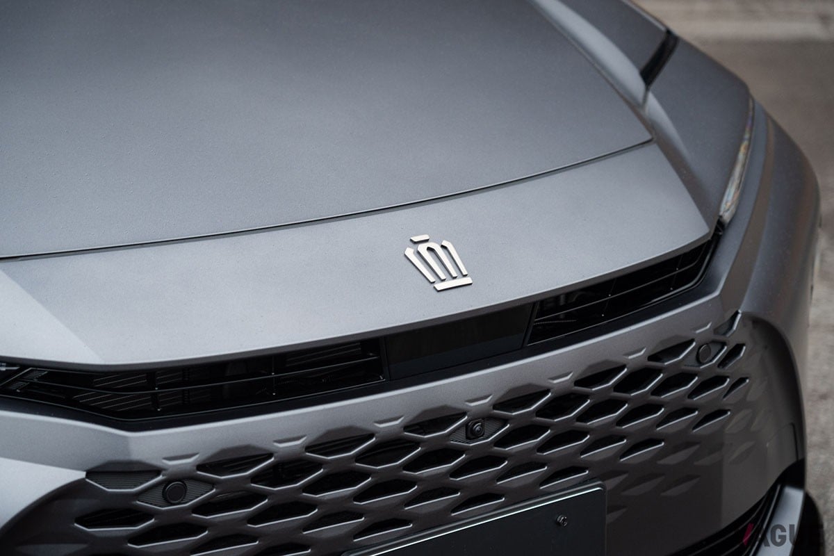 トヨタ新型「クラウン・エステート」の特別仕様車「クラウン・エステート RS ザ リミテッド マットメタル」のプロトタイプ