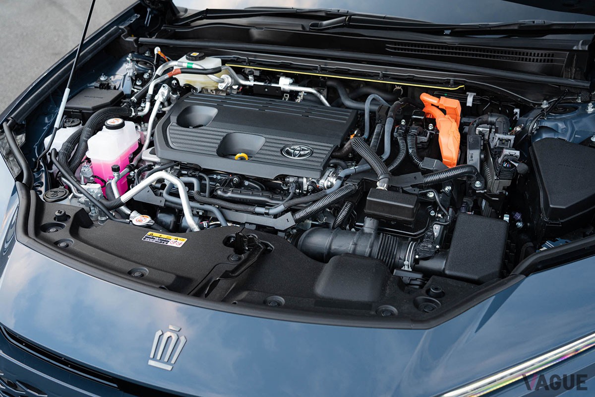 トヨタ新型「クラウン・エステート RS」（PHEV）