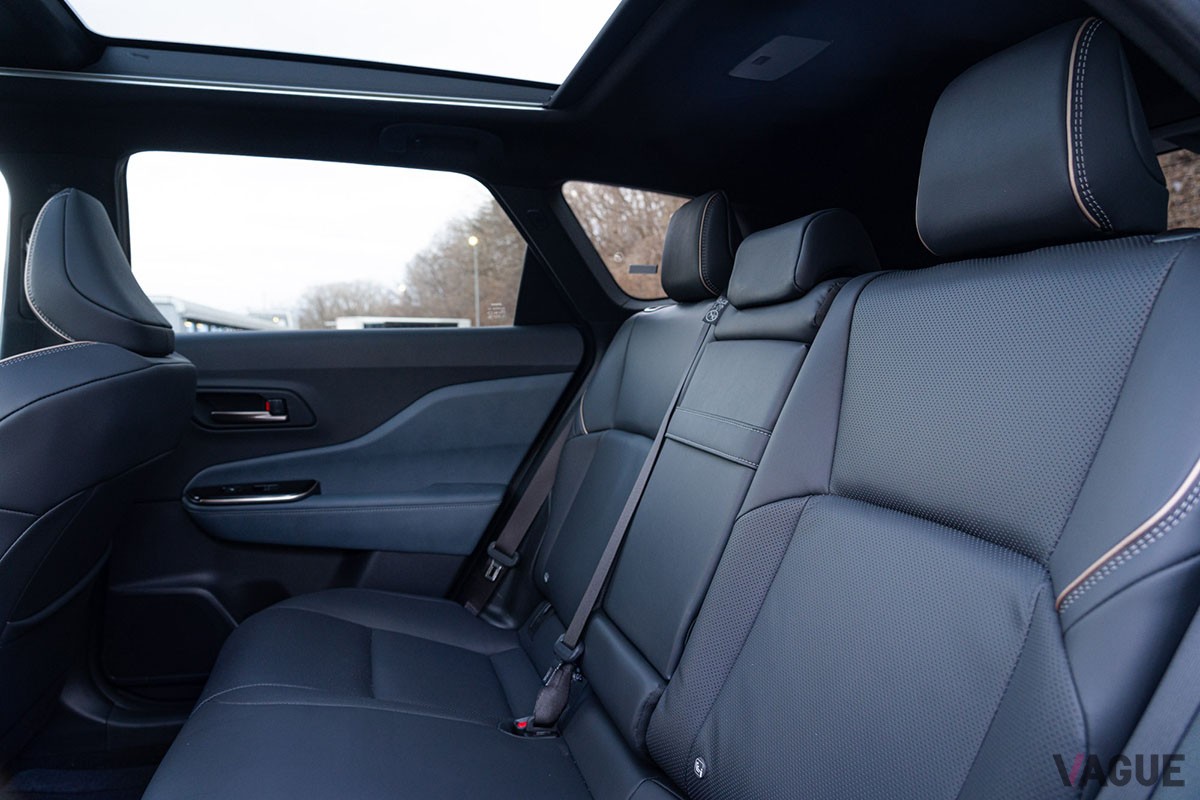 トヨタ新型「クラウン・エステート RS」（PHEV）