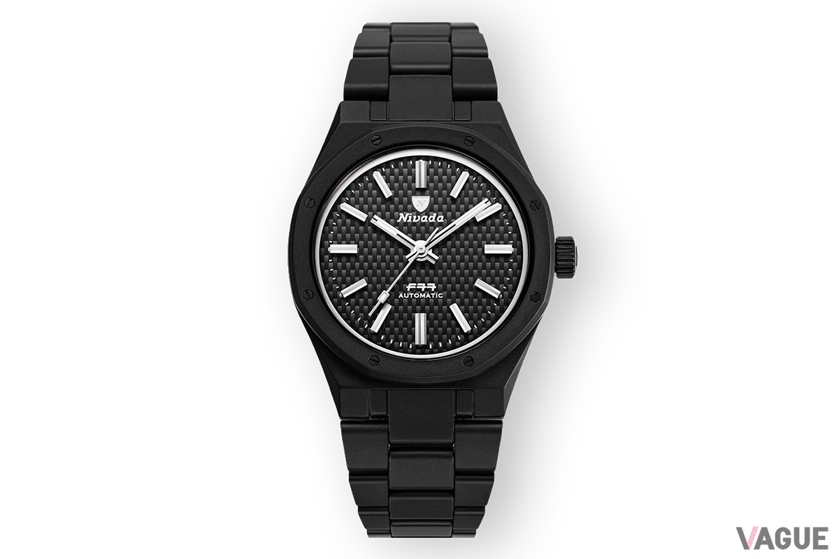 「ニヴァダ・グレンヒェン F77 ブラックセラミック」Black Ceramic（品番：68004a77、27万600円 消費税込）