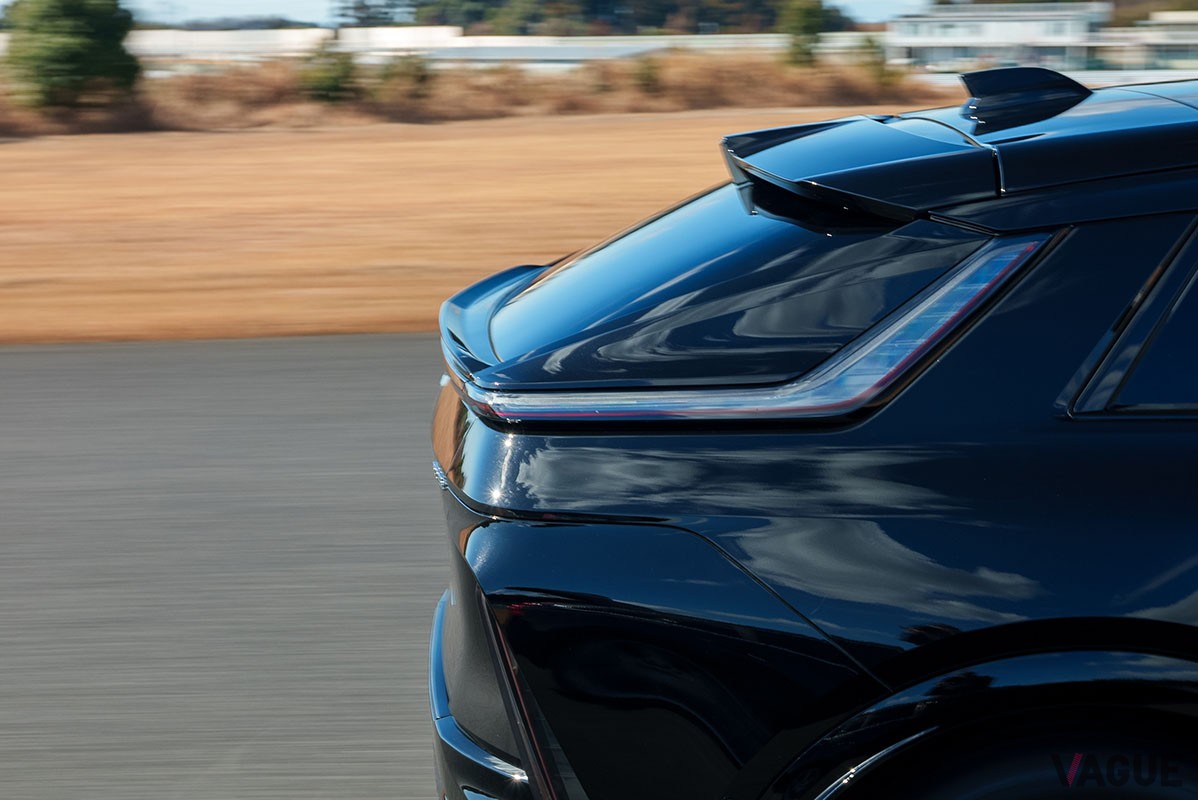 キャデラック新型「リリック」