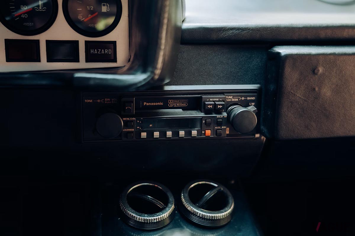 オークションに登場した1980年式ランボルギーニ「カウンタックLP400S シリーズII」