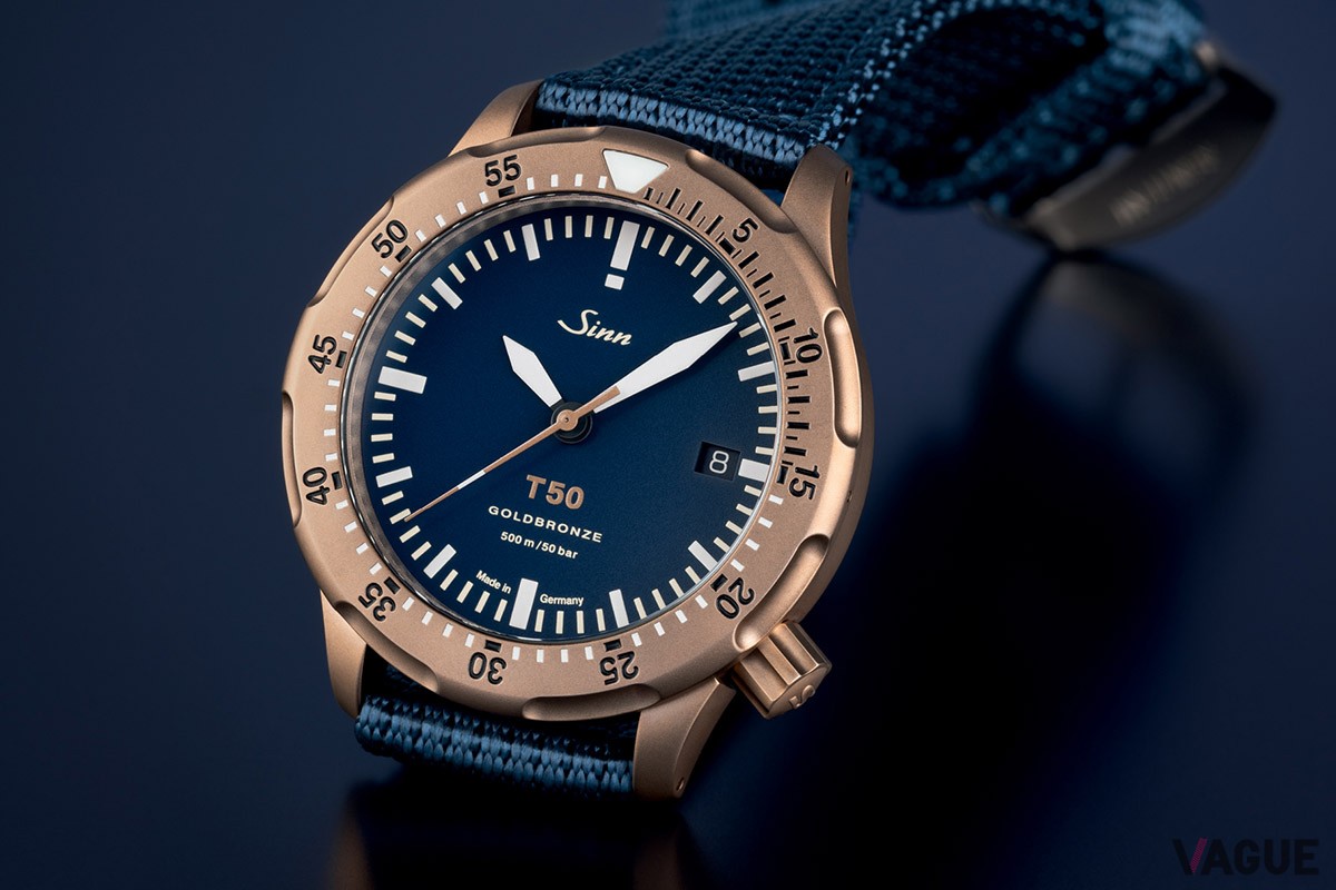 300本限定の「T50 GOLDBRONZE B」。ゴールド×ブルーで気品漂うダイバーズに