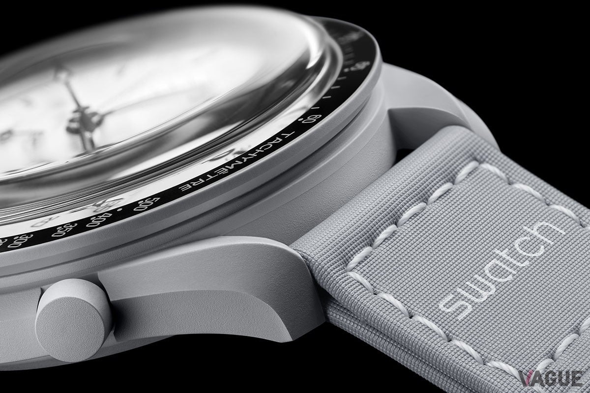 OMEGAのロゴ）、針、そして書体はすべて、オリジナルモデルのスタイルを反映