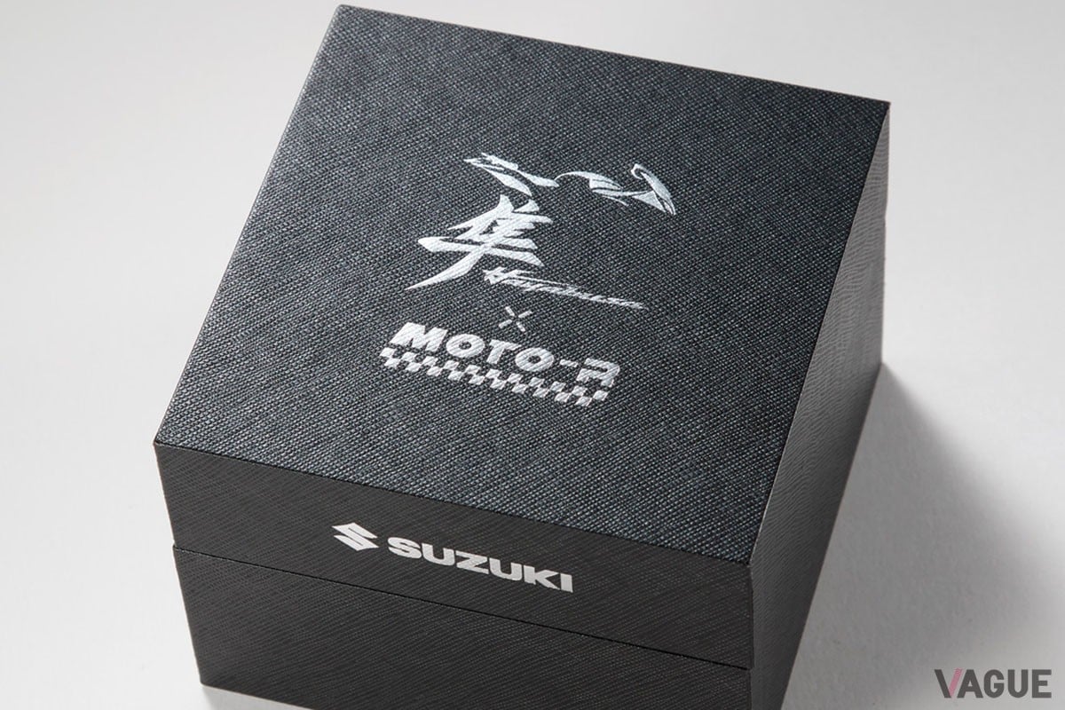 ロゴ入りの専用パッケージ