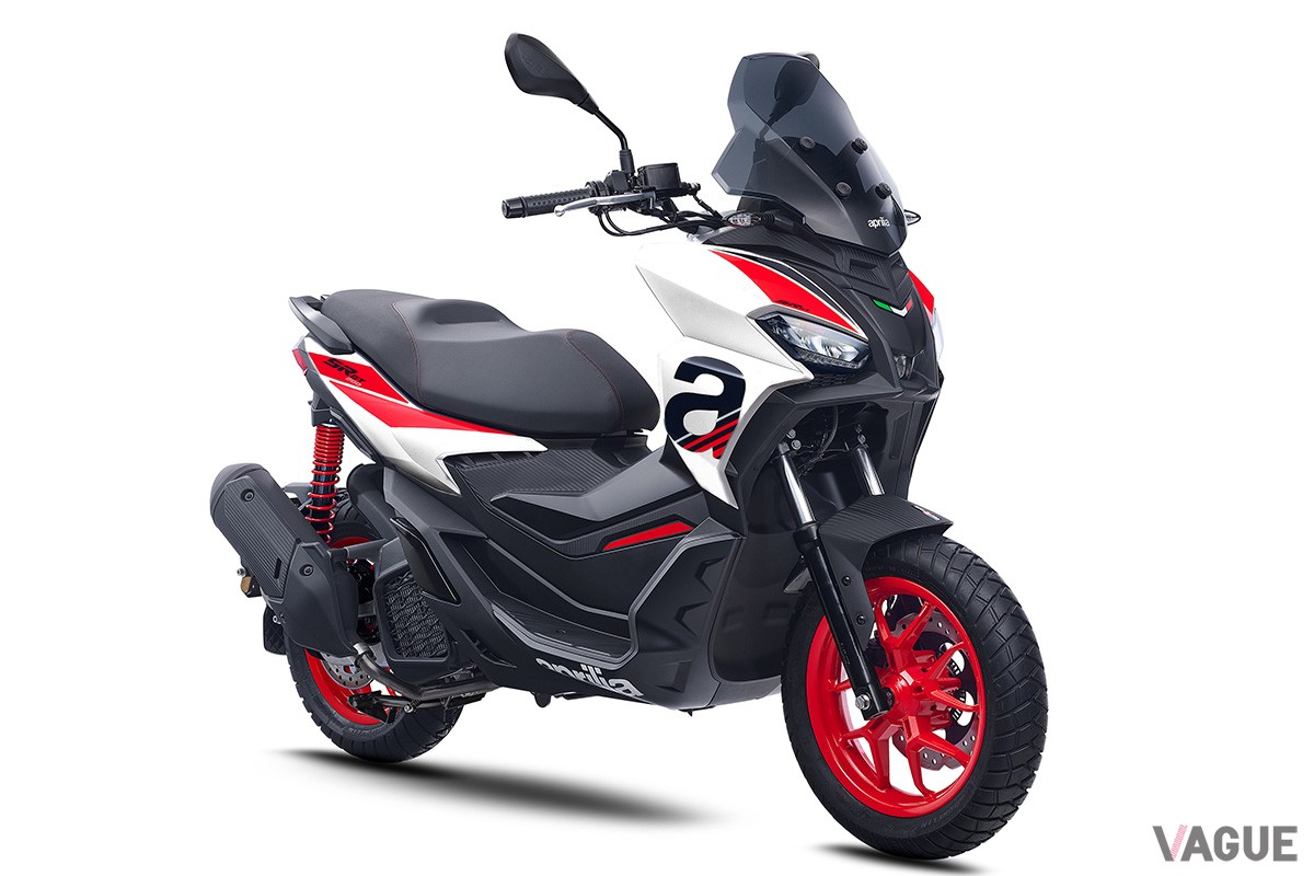 スポーティな印象の“スペースホワイト”を新設定したアプリリアの“軽二輪”スクーター「SR GT 200 SPORT」