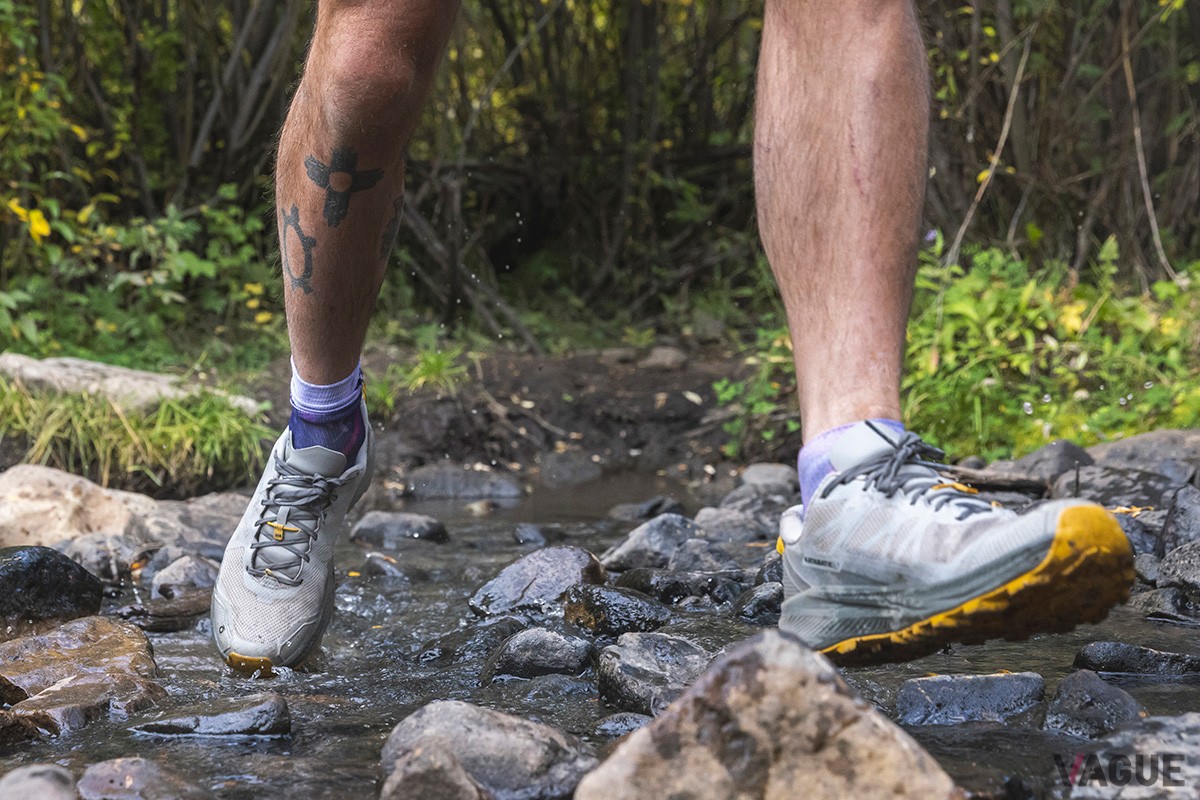 オボズのファストハイクシューズ「カタバティック LT GTX」シリーズ