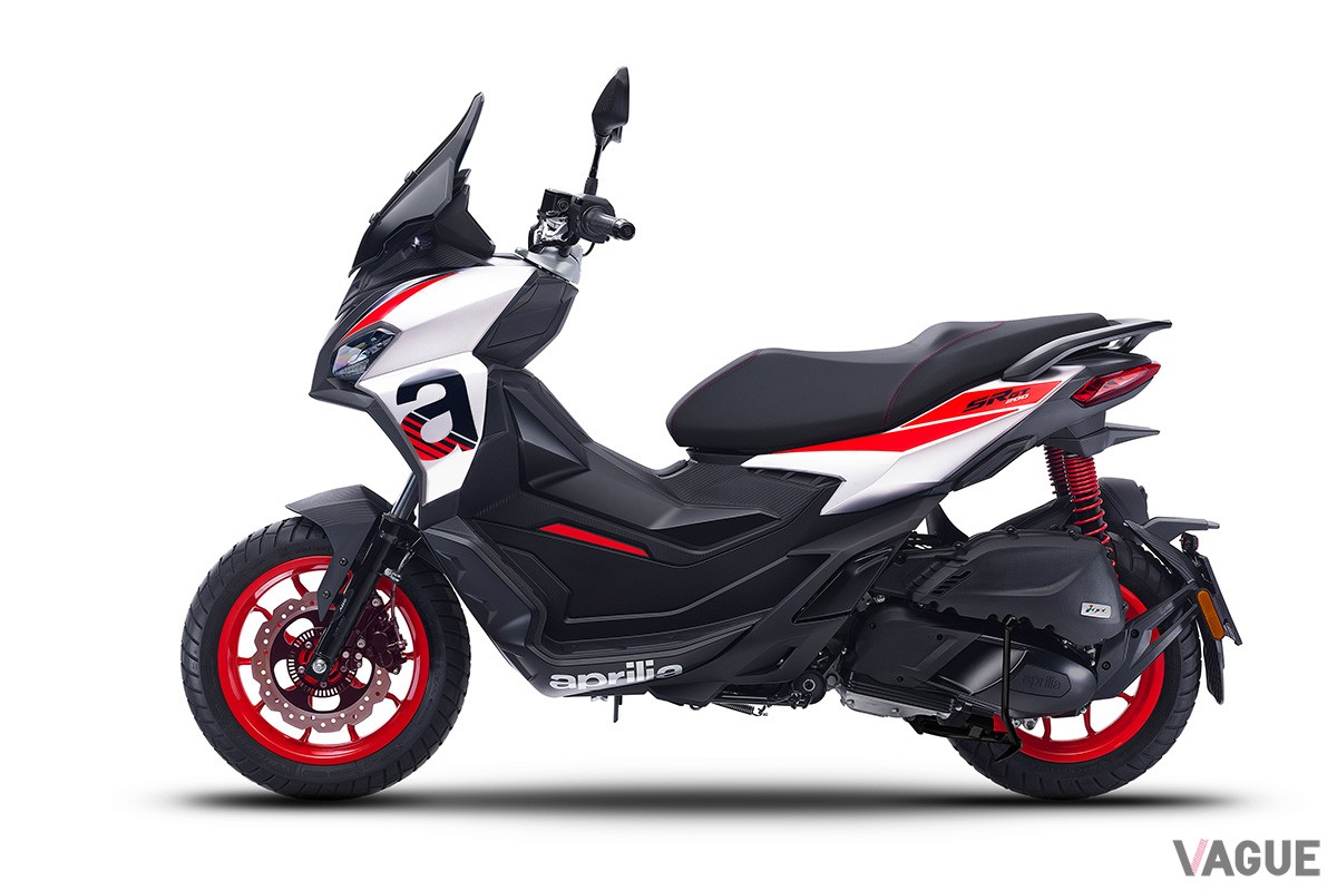 スポーティな印象の“スペースホワイト”を新設定したアプリリアの“軽二輪”スクーター「SR GT 200 SPORT」