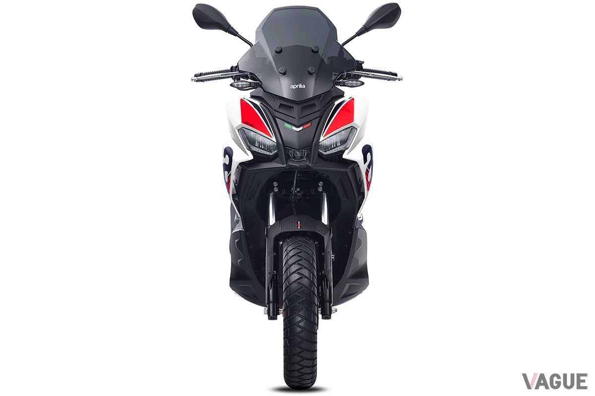 スポーティな印象の“スペースホワイト”を新設定したアプリリアの“軽二輪”スクーター「SR GT 200 SPORT」