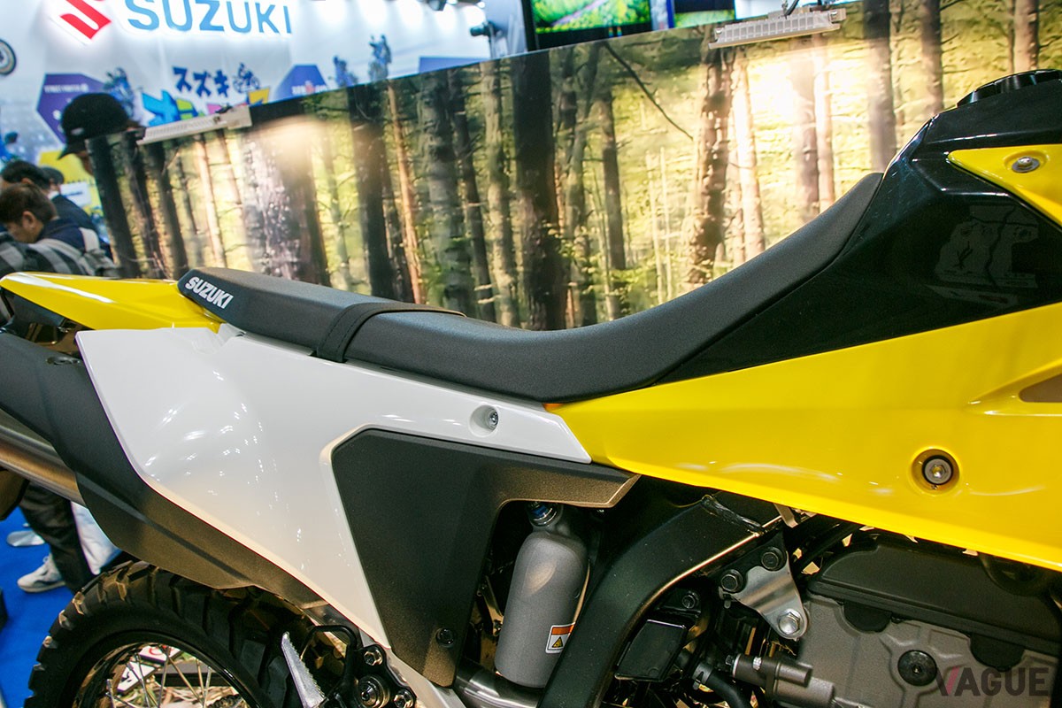 スズキ「DR-Z4S」