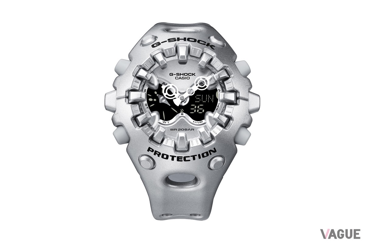 近未来的なフォルムが際立つシルバー（GA-V01A-8）