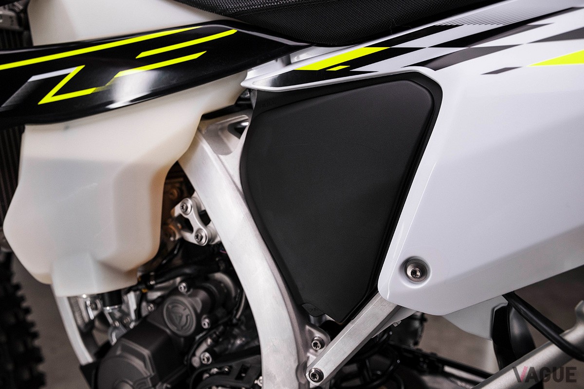 トライアンフ「TF250-E」