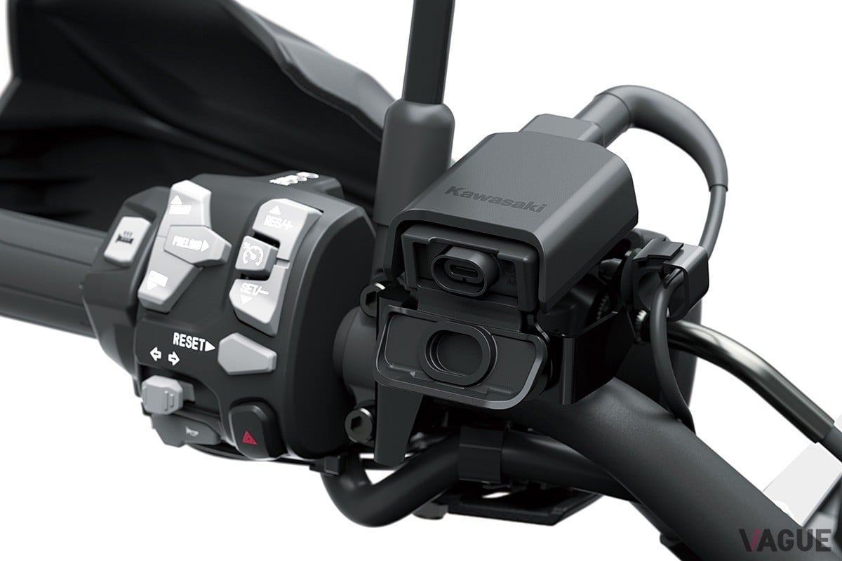カワサキ「VERSYS 1100 SE」