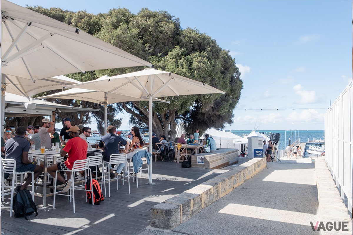 「サンファイア・ロットネスト」にあるビーチバー