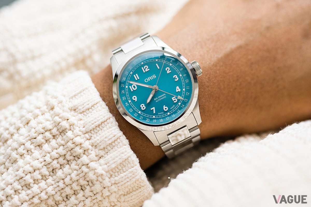 見やすさと機能性を重視したデザイン（ビッグクラウンポインターデイト 40mm）