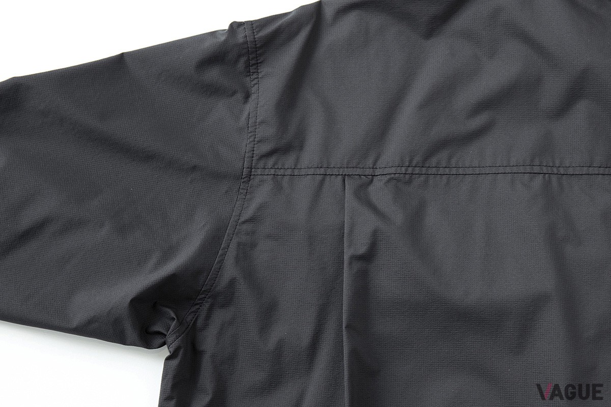 カリマー「ウィンドシェル フーディ」