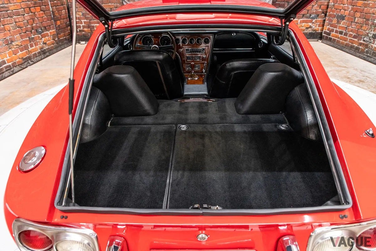 米国オークションに登場、高値で落札された1967年式トヨタ「2000GT」