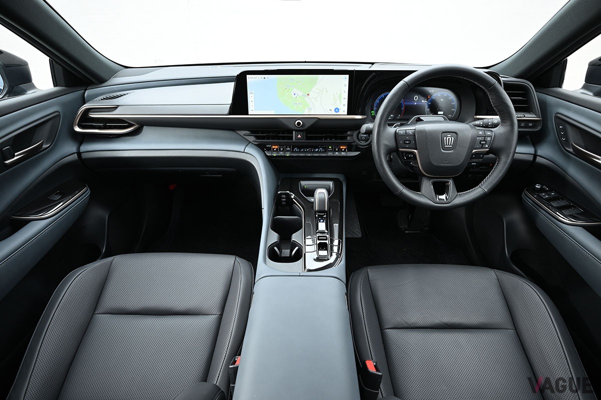 トヨタ新型「クラウン・エステート RS」（PHEV）