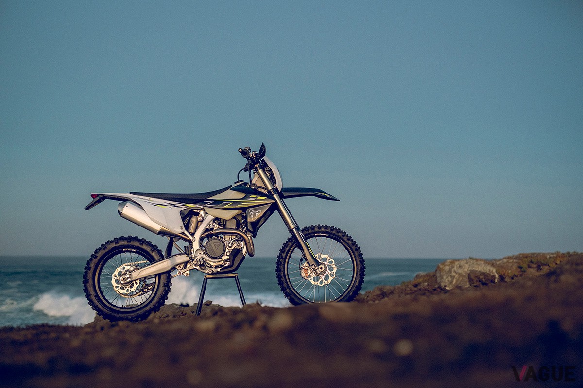 トライアンフ「TF 450-E」