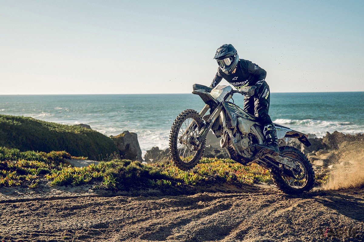 トライアンフ「TF 450-E」