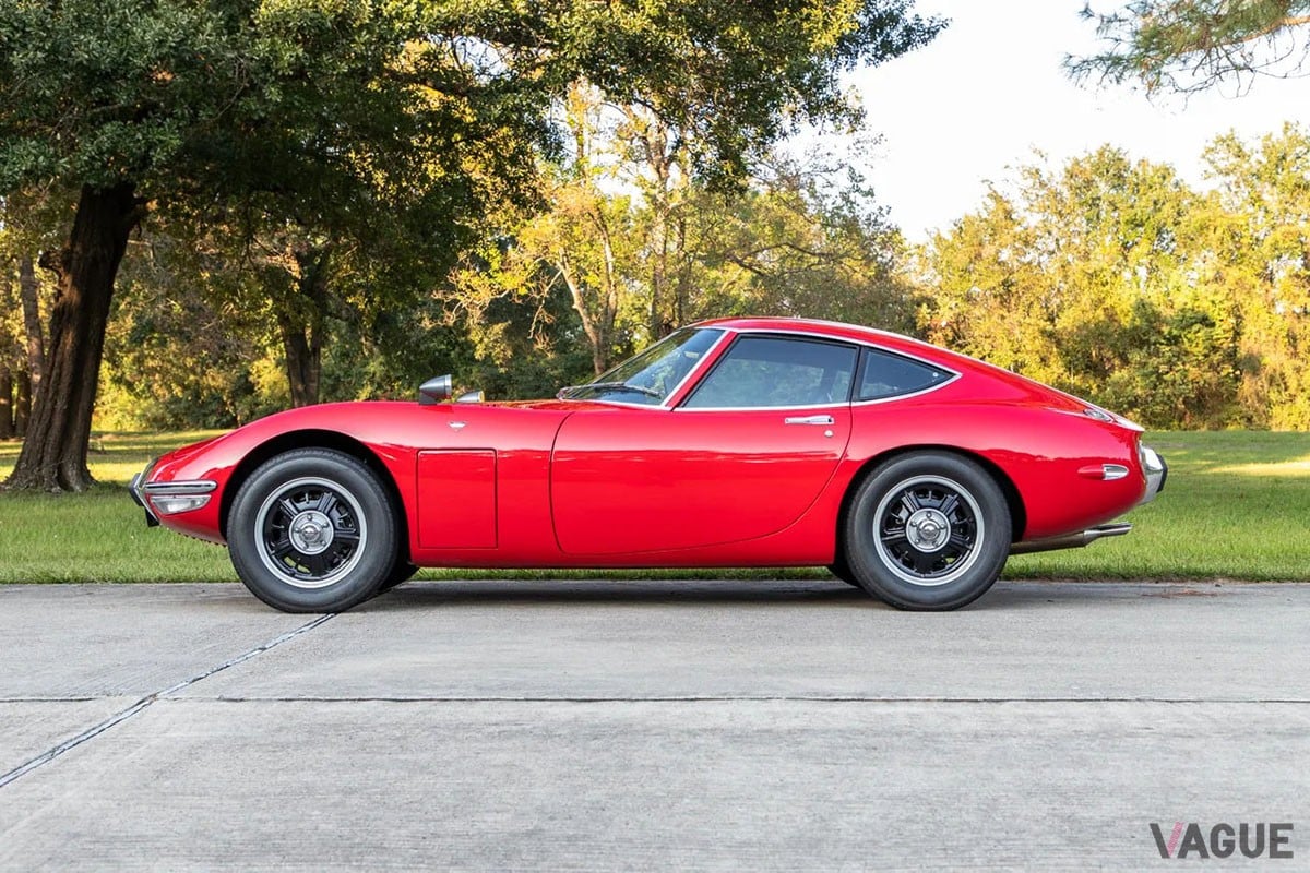 米国オークションに登場、高値で落札された1967年式トヨタ「2000GT」