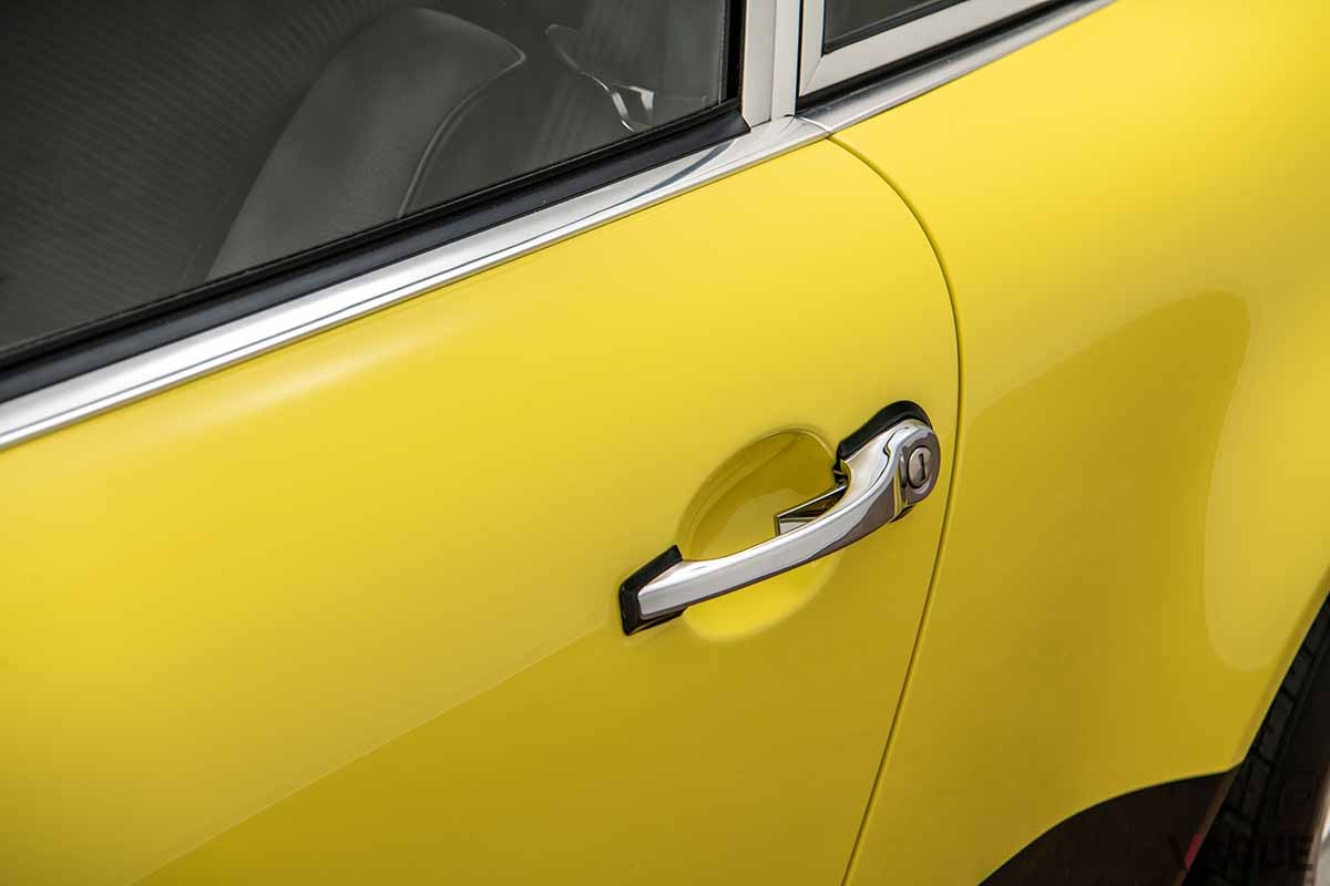 オークションに登場、72万USドル（日本円で約1億512万円）で落札された1973年式ポルシェ「911カレラRS2.7」Jorge Guasso(c)2025 Courtesy of RM Sotheby's