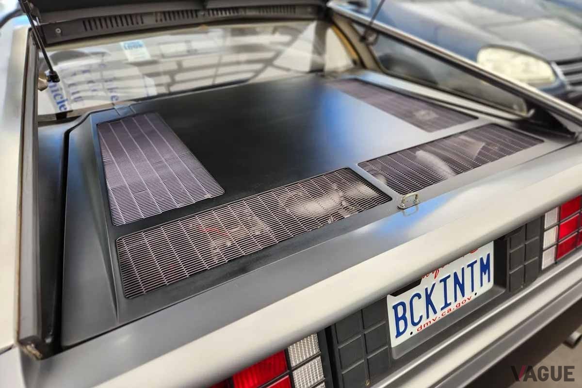米国オークションに登場、落札された1981年式デロリアン「DMC-12」