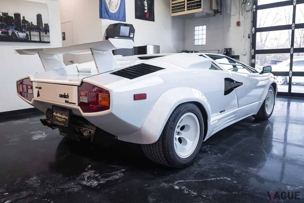 米国のオークションに登場した1987年式ランボルギーニ「カウンタック5000QV」