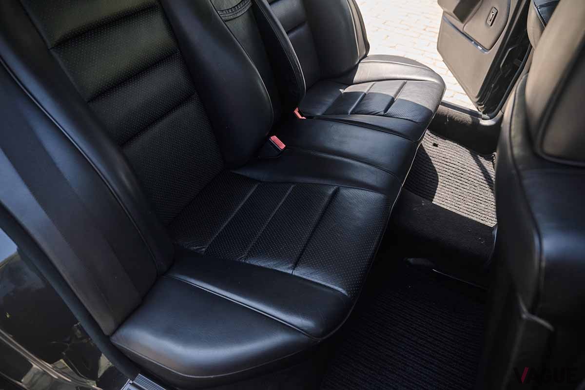 オークションに出品された1990年式メルセデス・ベンツ「190E 2.5-16 エボリューションII」Sami Sasso(C)2025 Courtesy of RM Sotheby's