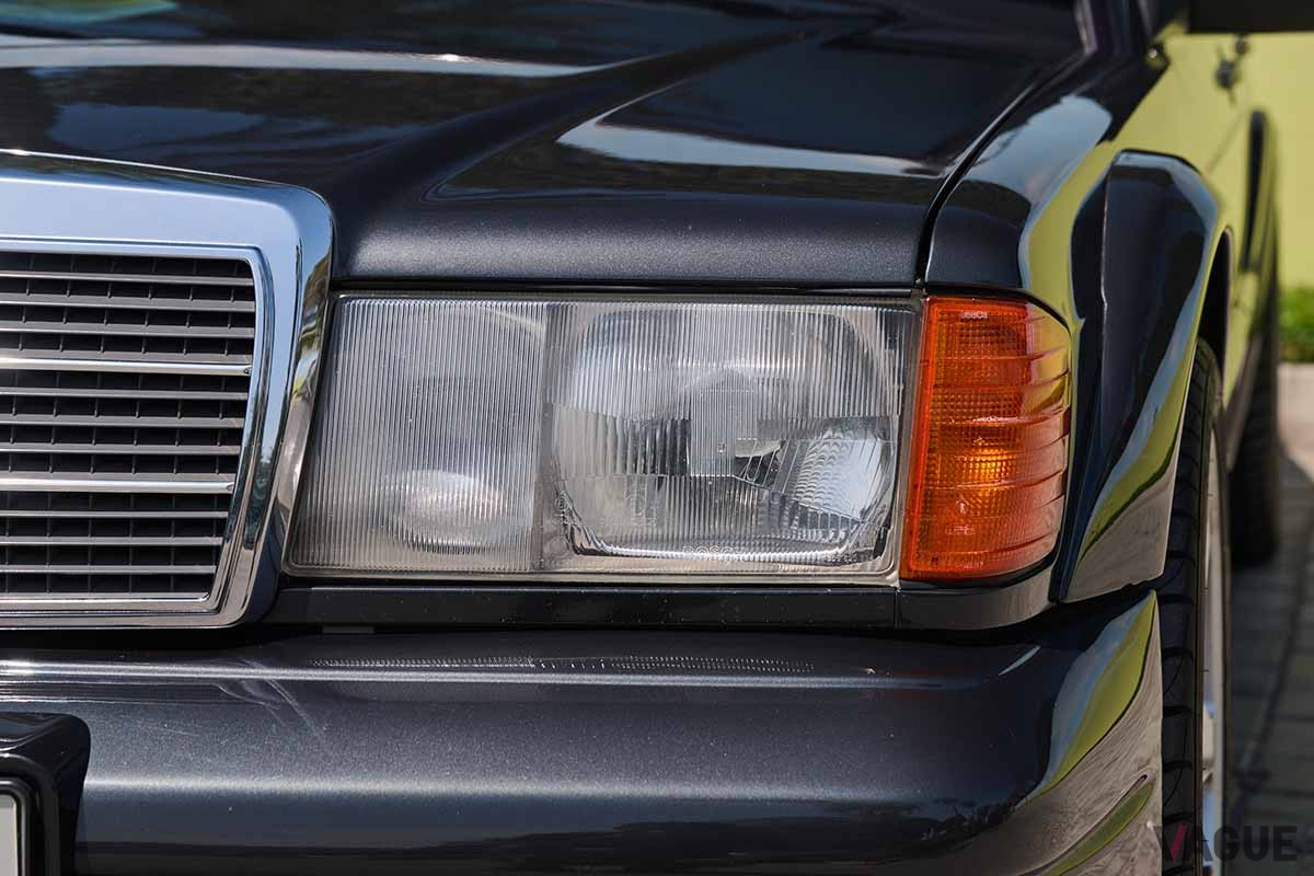 オークションに出品された1990年式メルセデス・ベンツ「190E 2.5-16 エボリューションII」Sami Sasso(C)2025 Courtesy of RM Sotheby's