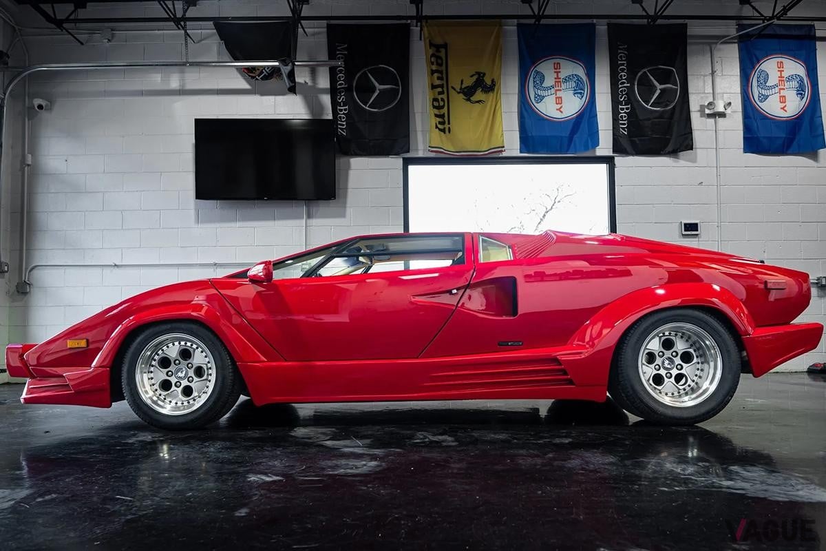 米国オークションに登場、55万ドル（日本円で約8000万円）で落札された1990年式ランボルギーニ「カウンタック 25thアニバーサリー」