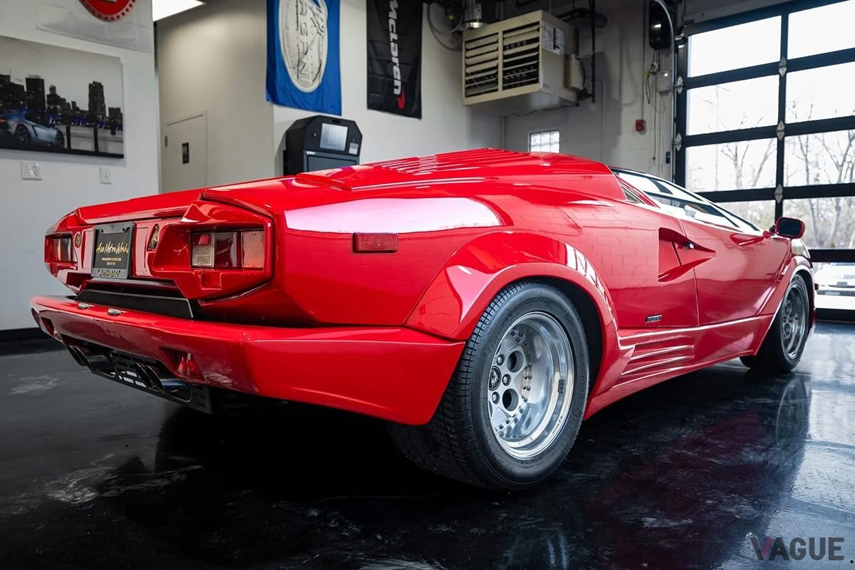 米国オークションに登場、55万ドル（日本円で約8000万円）で落札された1990年式ランボルギーニ「カウンタック 25thアニバーサリー」