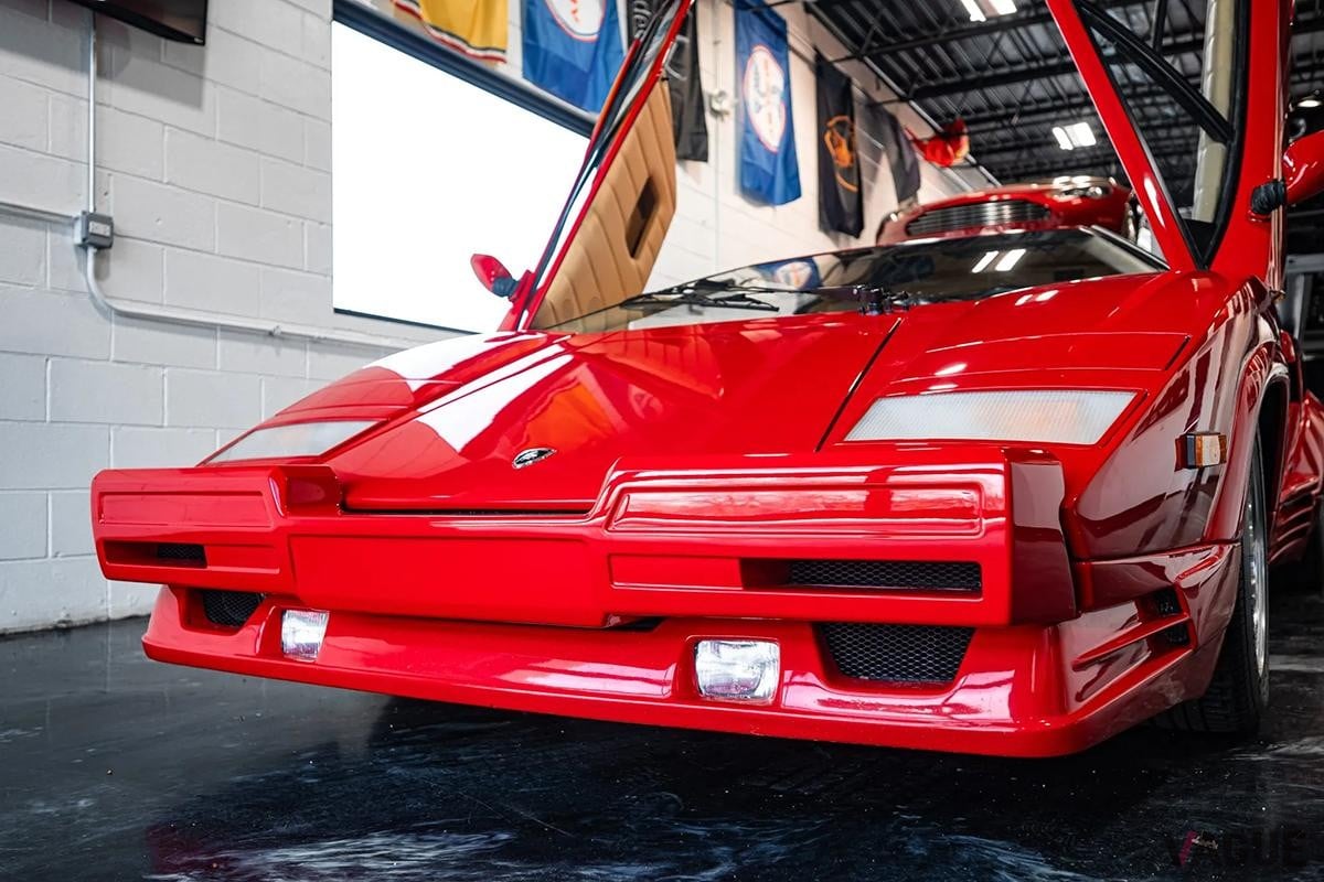 米国オークションに登場、55万ドル（日本円で約8000万円）で落札された1990年式ランボルギーニ「カウンタック 25thアニバーサリー」