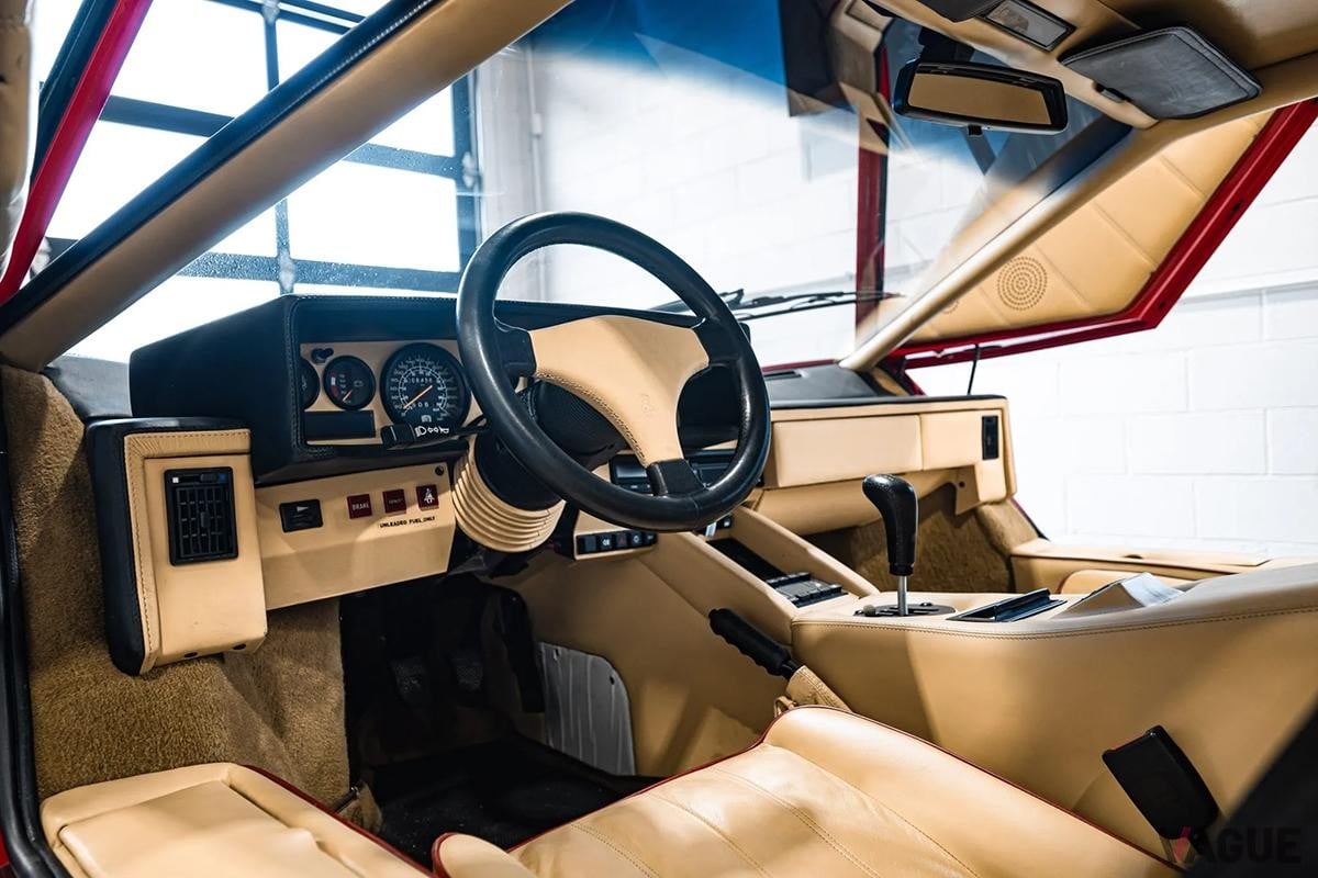 米国オークションに登場、55万ドル（日本円で約8000万円）で落札された1990年式ランボルギーニ「カウンタック 25thアニバーサリー」