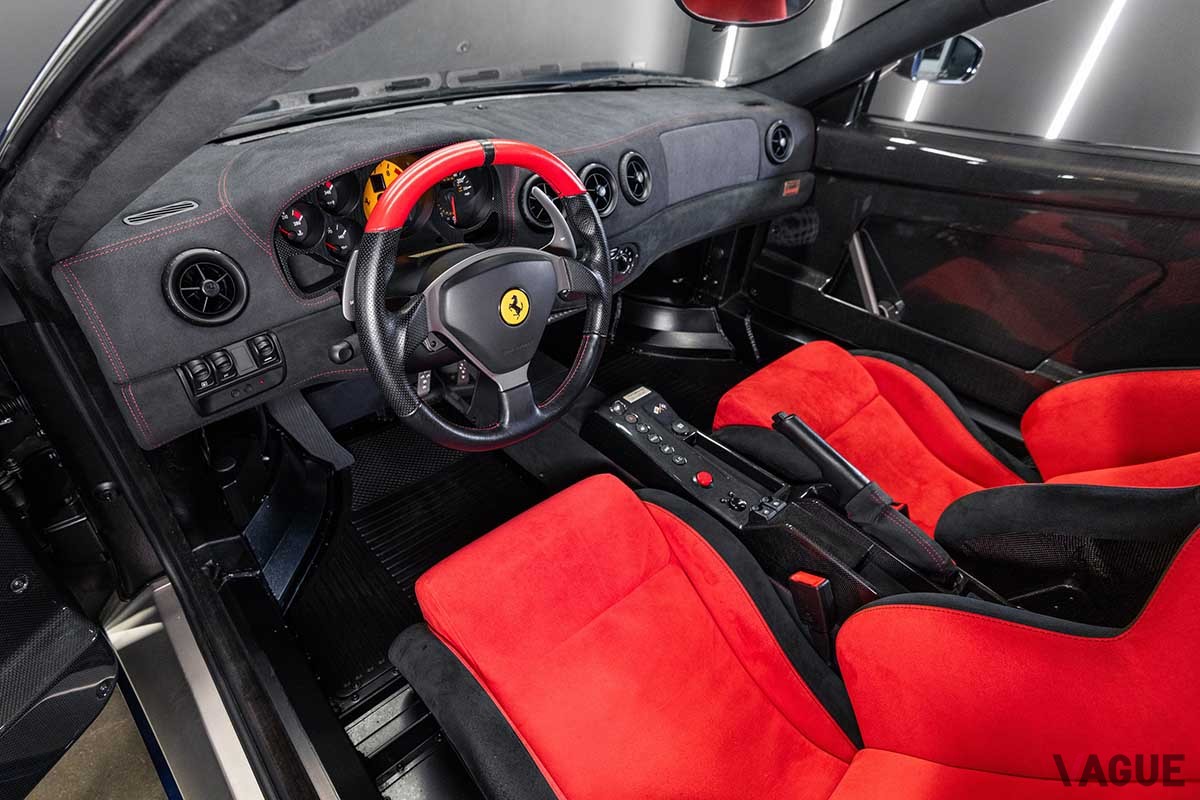 オークションに登場した2004年式フェラーリ「360チャレンジストラダーレ」(c)2025 Courtesy of RM Sotheby's