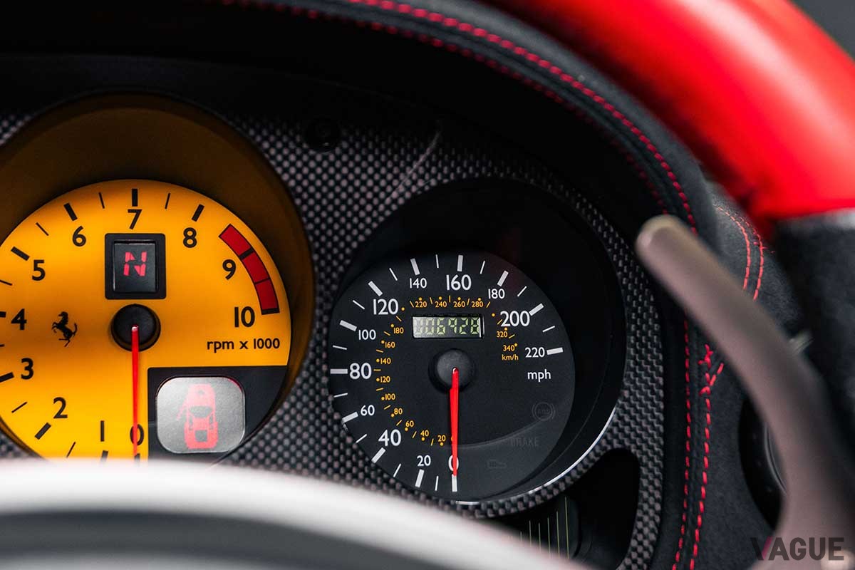 オークションに登場した2004年式フェラーリ「360チャレンジストラダーレ」(c)2025 Courtesy of RM Sotheby's